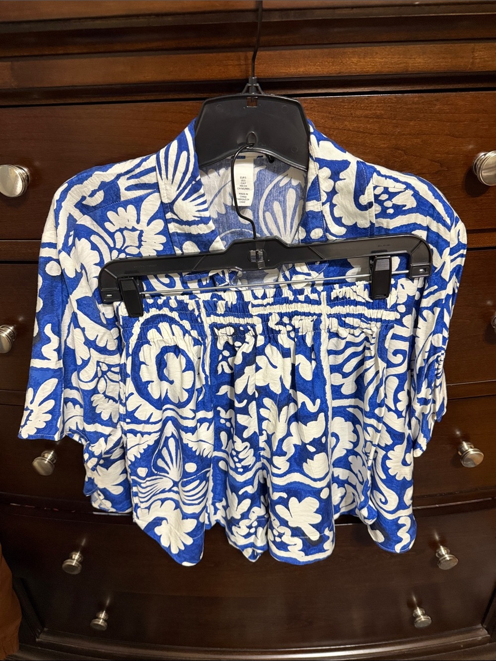 H&M Blue and White Floral Two-Piece Set - Picture 3 of 10